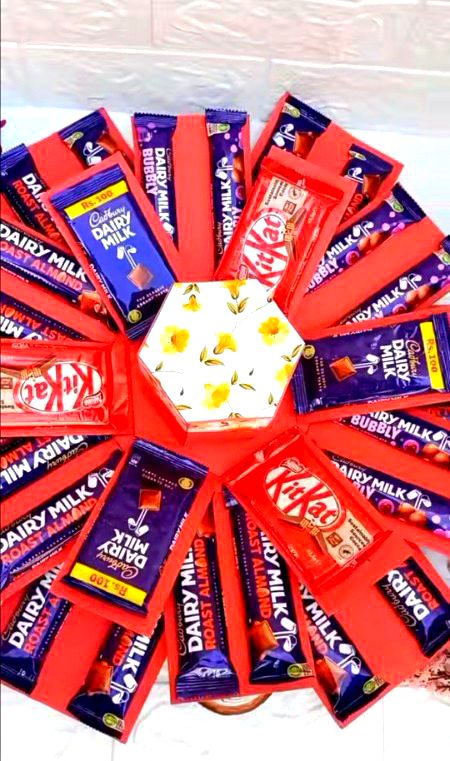 This is for you best friend 🍫🍫🍫🍫kafi hai itni