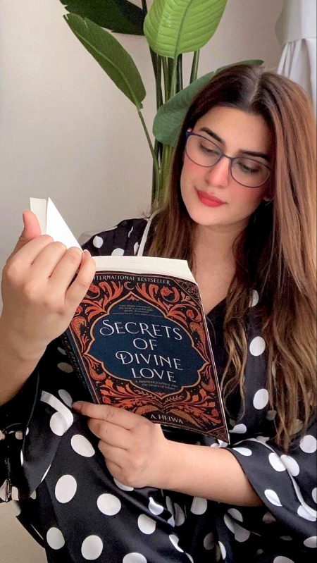 Pakistani Celebs image