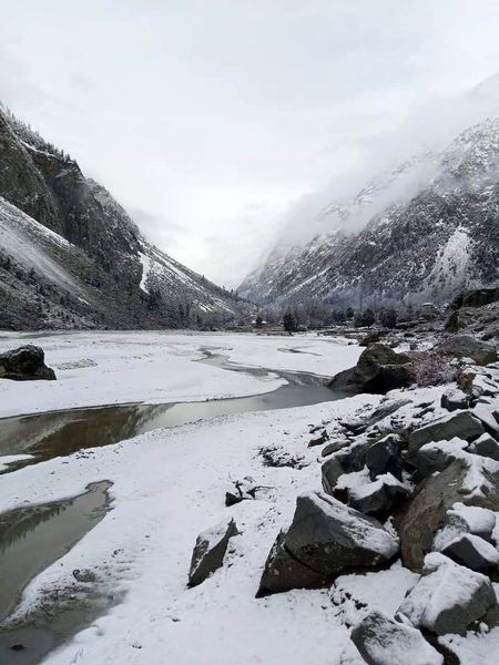 #Abasin_kohistan
#Kandia_Valley
The gorgeous view of #Sumi_Hills after snowfall.