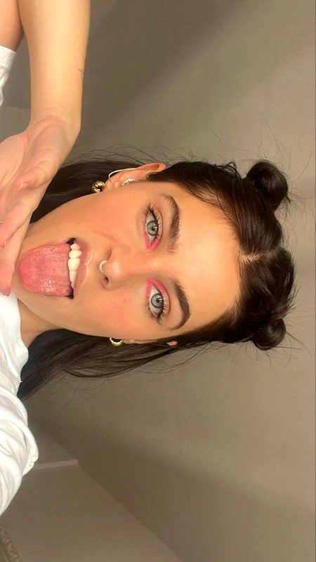 Beautiful People image