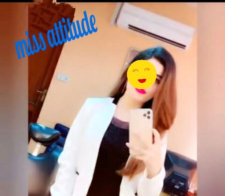 👉zindagi abhi khtm nhi hue he 💔bs bat yeh he k ab meri diary 📑me Allah se shikwy kam hogay hen💔me ne on cheezo PR razi hona
seekh Lea he💔Jo WO mujhe deta he👍
Khushi✌