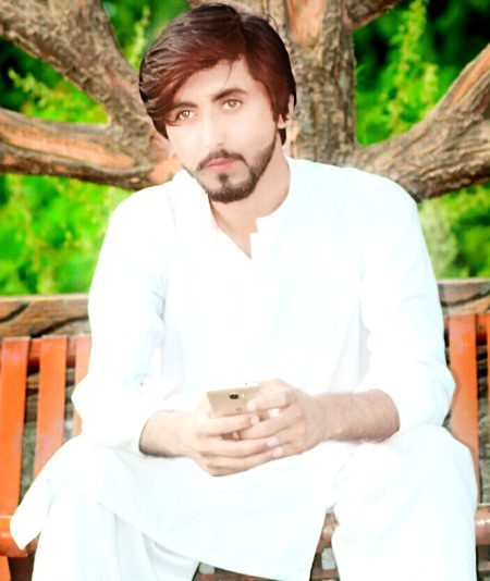 وہ جو کہتا ہے مجھے بھول جاؤ...!
میں نے کوشش نہیں کی ہو گی کیا...؟
(꧁𝐂𝐡𝐚𝐚𝐦𝐝꧂)