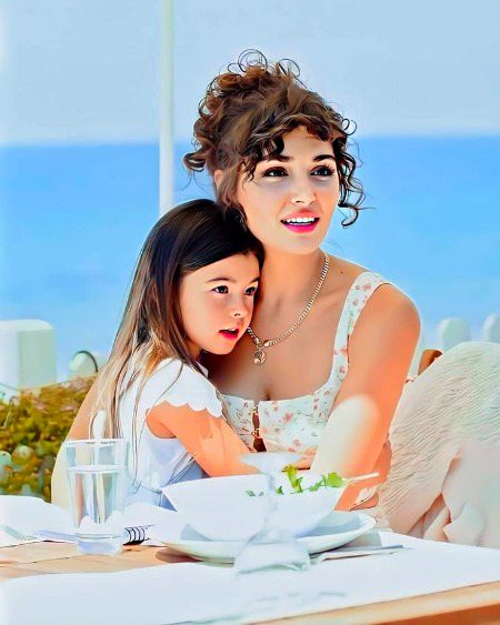 Turkish Celebs image