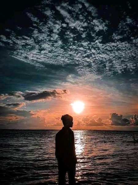 "کبھی یہ نہ سمجھنا تیرے قابل نہیں ہم💔    
ترستے ہیں🙇♂ وہ لوگ جن سے ملتے نہیں ہم🖕🔥