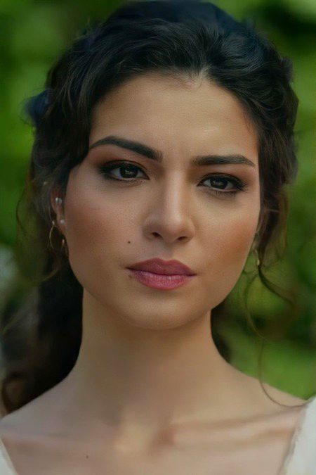 Turkish Celebs image