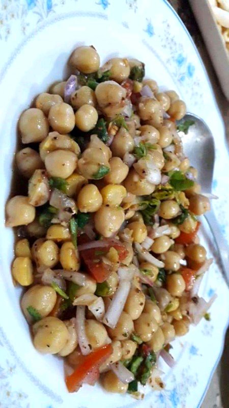 Ya b chana chat yammmi