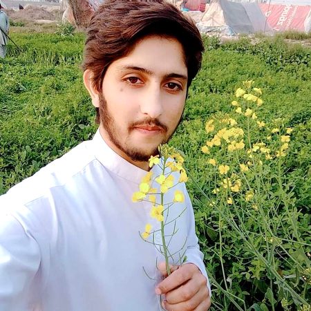 *#مجبوری_ہے_صاحب_#تصویر_#اپلوڈ_کرنا⚔️*
*#ورنہ* *#چاہنے_والے_#دھرنا_دے_دیتے_...🔥💯*