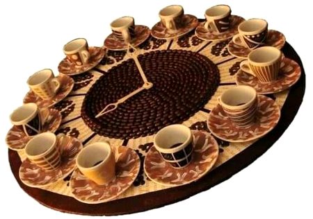 ﮐﺒﮭﯽ ﮐﺒﮭﯽ ﺯﻧﺪﮔﯽ ﯾﻮﮞ ﻟﮕﺘﯽ ﮨﮯ 
ﺟﯿﺴﮯ ﺁﺧﺮﯼ ﮔﮭﻮﻧﭧ ﮨﻮ ﭼﺎﮰ ﮐﺎ