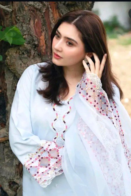 Pakistani Celebs image