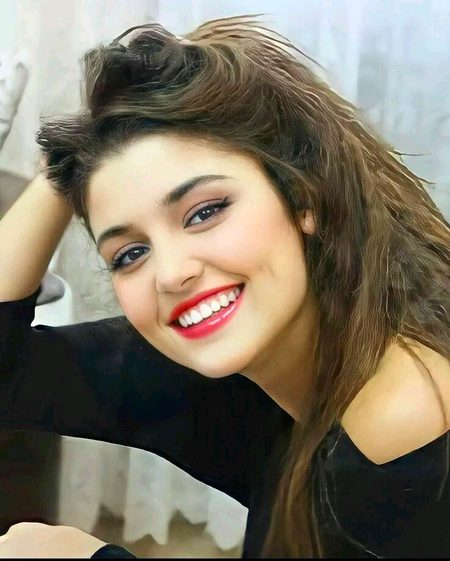 Turkish Celebs image