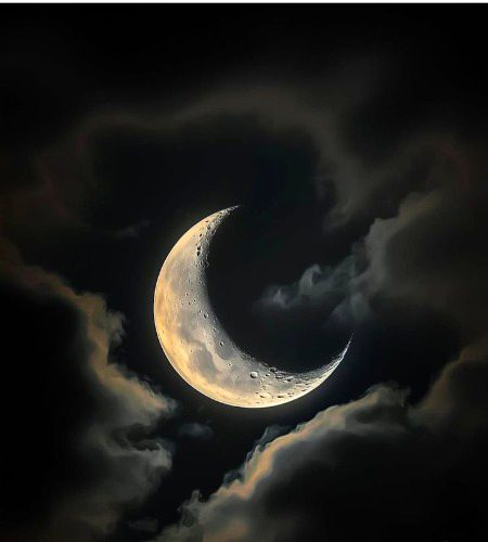 Chaaaand... 🥹🥹🌕🌑