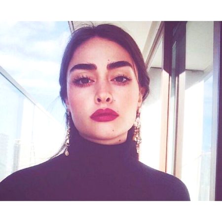 Turkish Celebs image