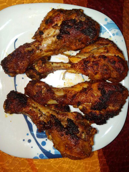 Ahm Ahm HannJee MooD Hai. kisi Ka