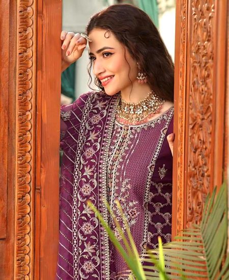 Pakistani Celebs image