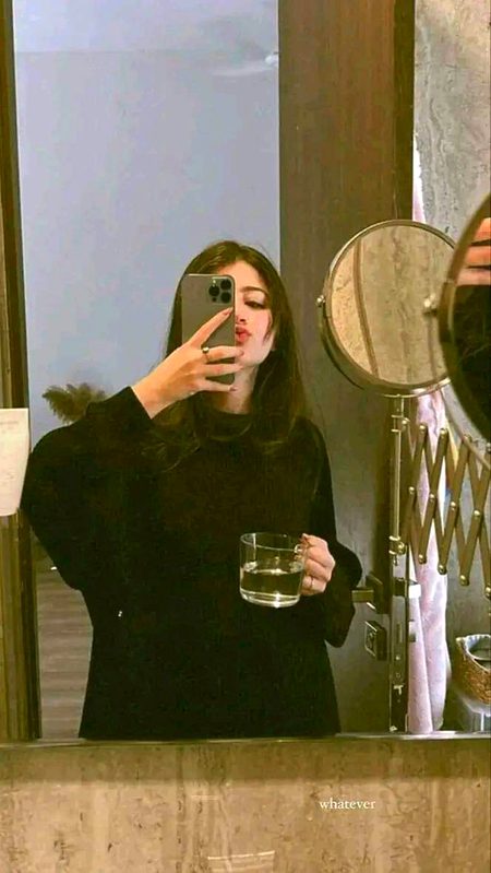 Beautiful People image