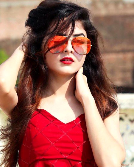 Beautiful People image