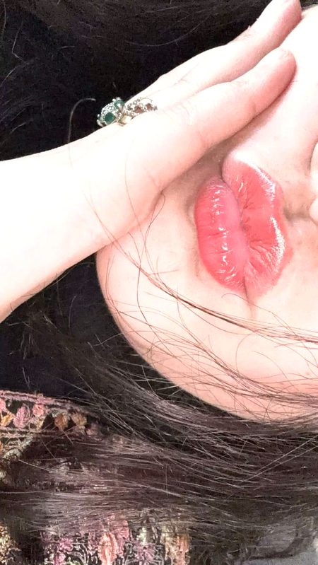 Beautiful People image