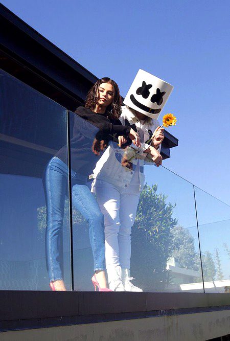 Beautiful People image