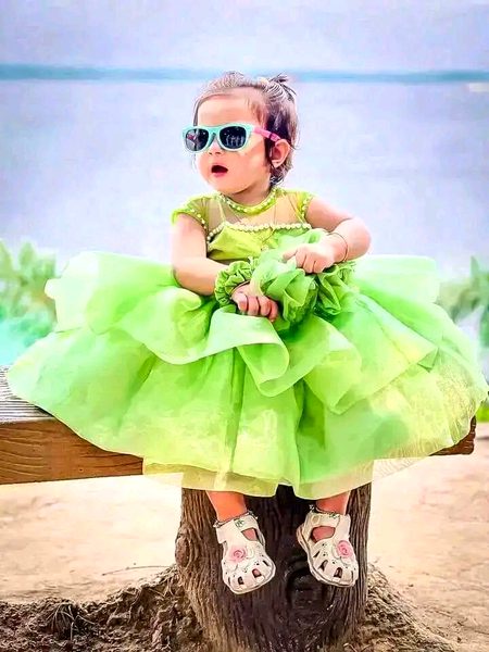 Beautiful People image