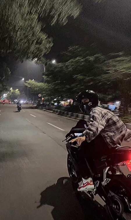 Beautiful People image