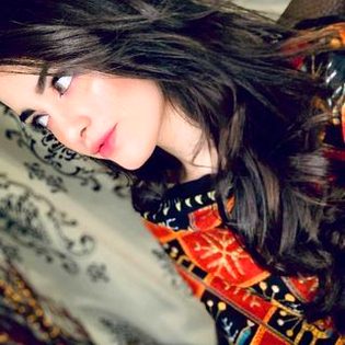 Beautiful People image