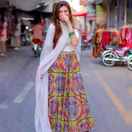 Beautiful People image