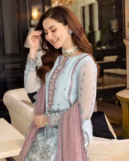 Pakistani Celebs image