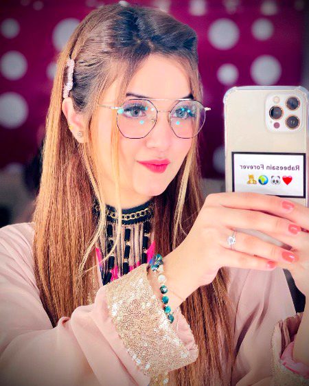 TikTok Stars image