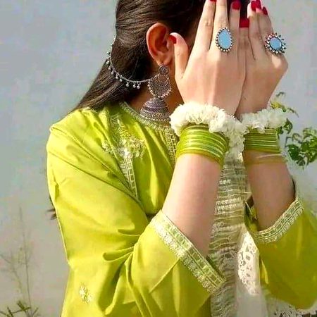 Beautiful People image