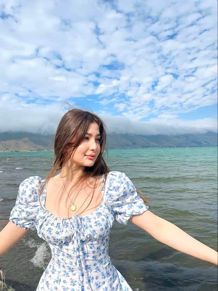 Beautiful People image