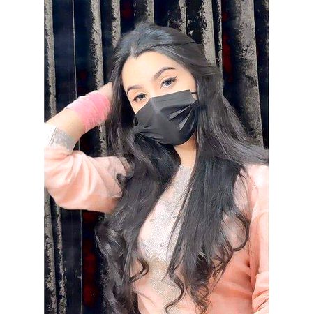 Beautiful People image