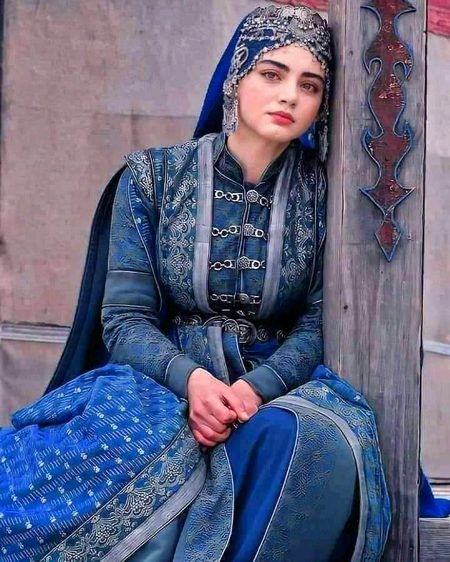 Turkish Celebs image