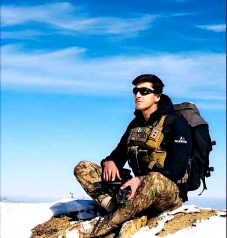 Beautiful People image