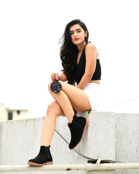 Beautiful People image