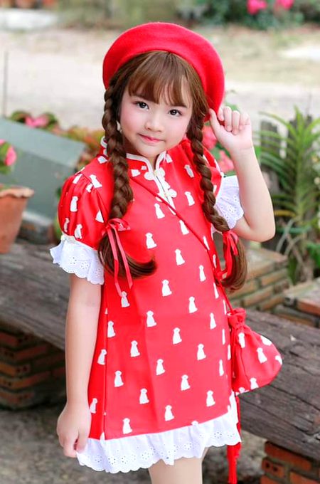 Beautiful People image