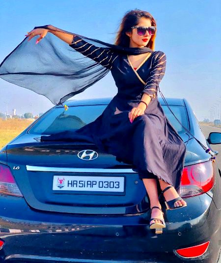 Beautiful People image