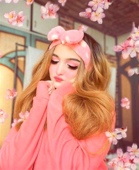 Beautiful People image