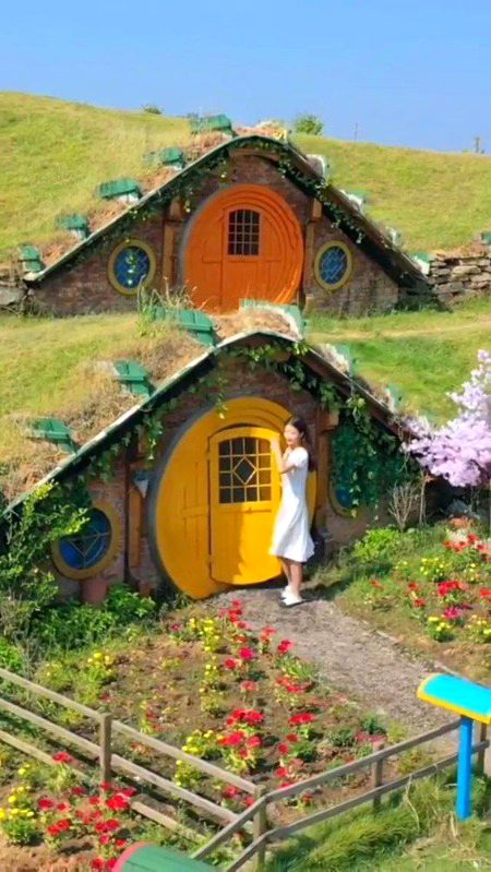 Beautiful Structures image