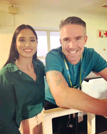 Beautiful People image