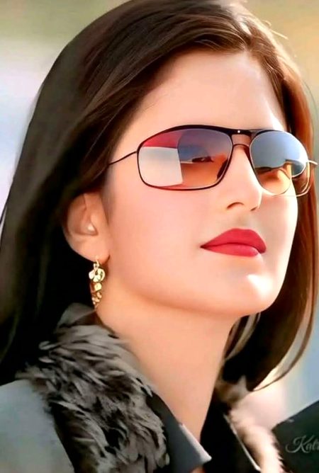 Beautiful People image