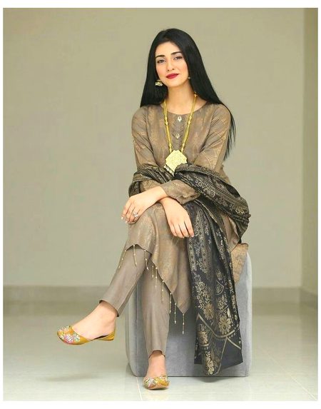 Pakistani Celebs image