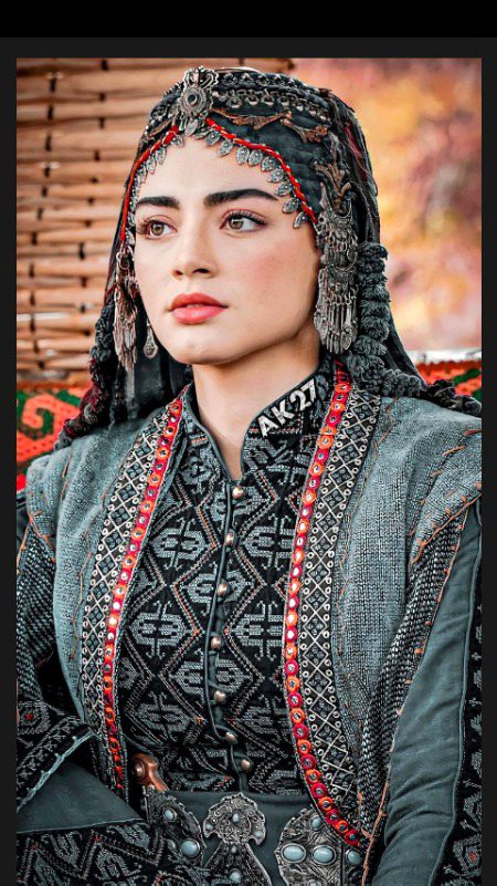 Turkish Celebs image