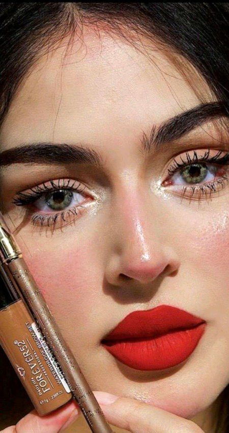 Beautiful People image