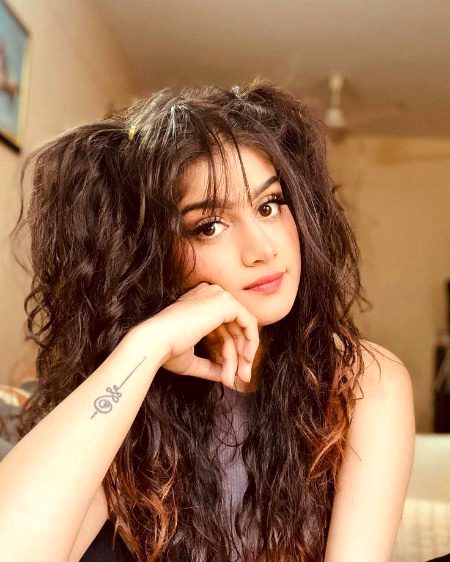 Beautiful People image