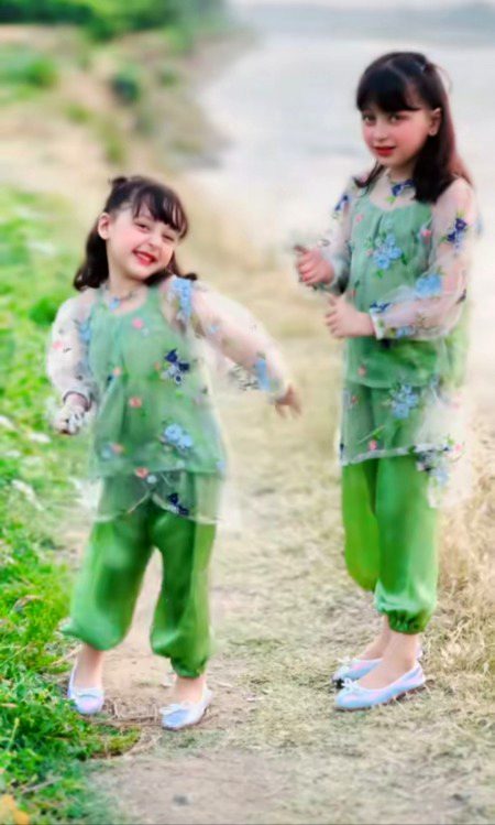 Beautiful People image