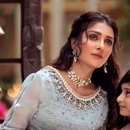 Pakistani Celebs image