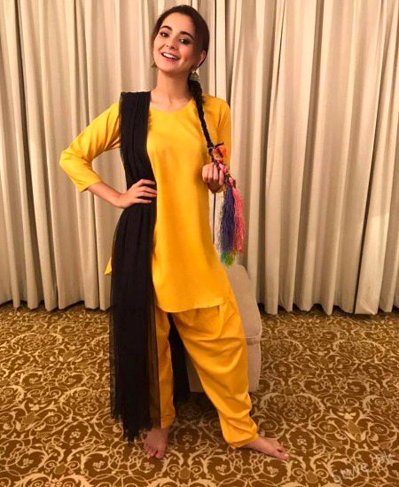 Pakistani Celebs image