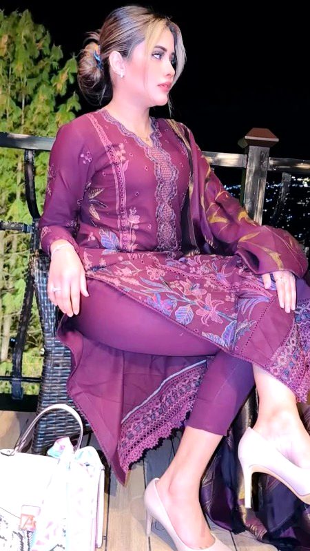 Beautiful People image