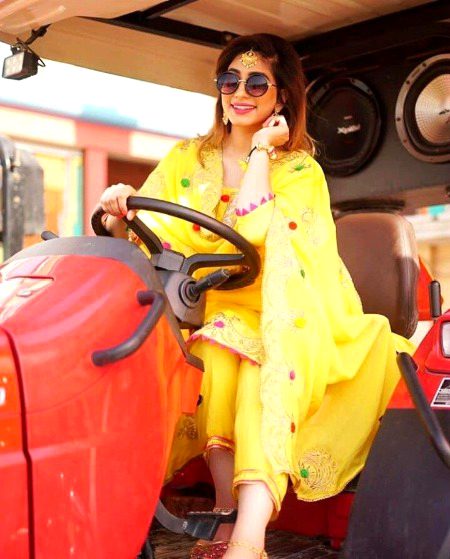 Beautiful People image