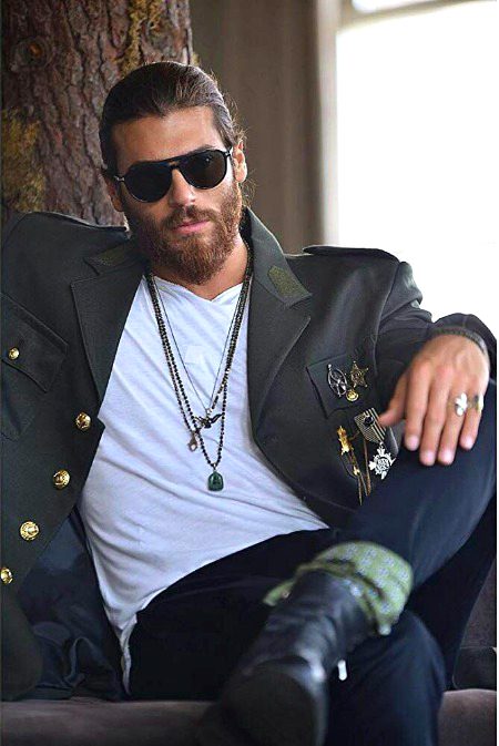 Turkish Celebs image